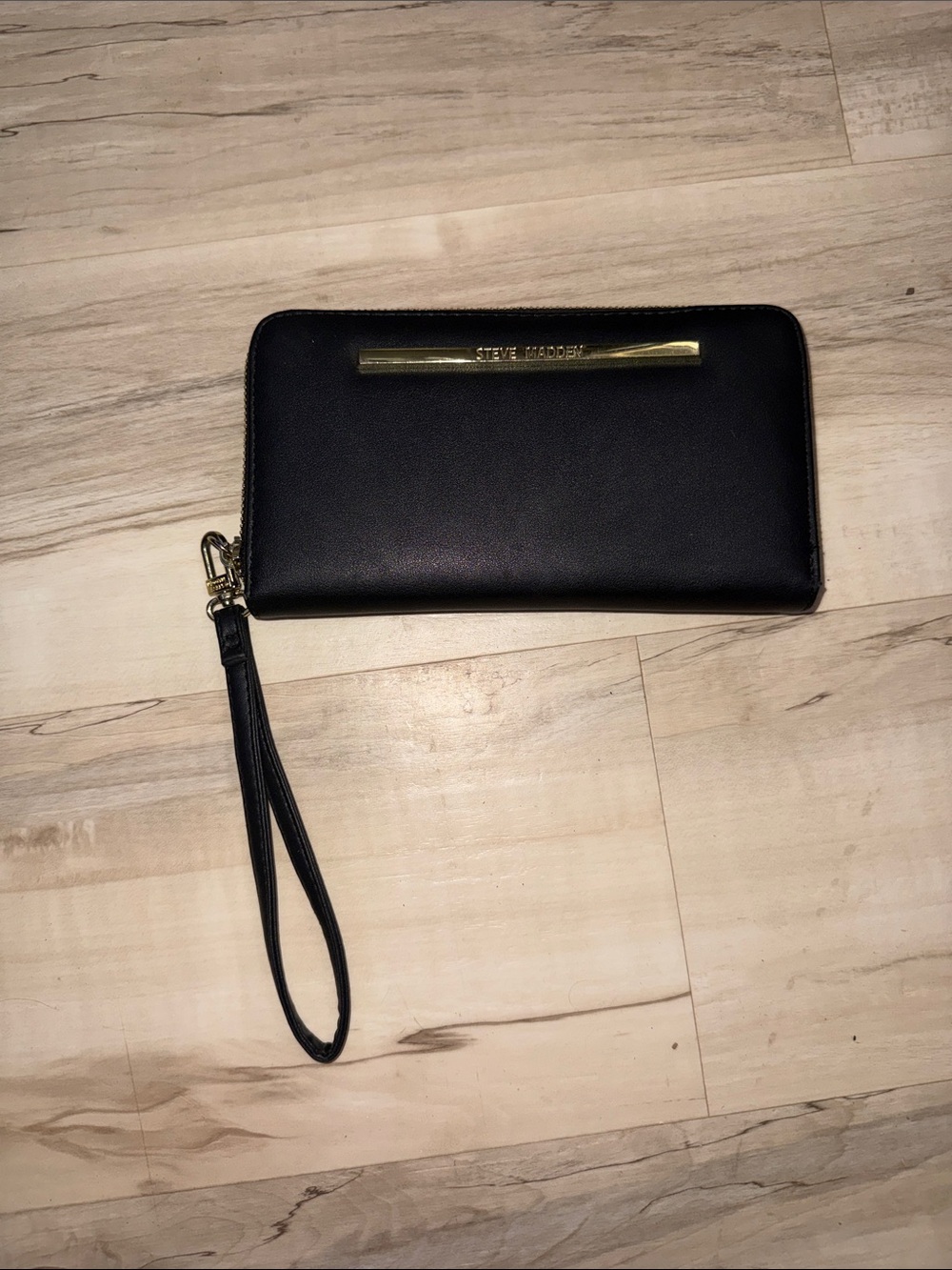 Steve Madden Black Wristlet with Gold Bar
